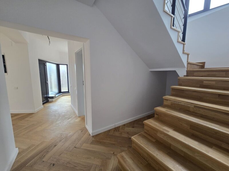 Corbeanca, vanzare casa individuala, garaj, teren 561 mp